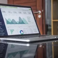 Launch & Growth